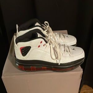 Jordans women’s size 8